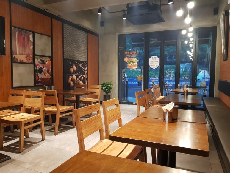 교촌치킨 명일1호 이미지