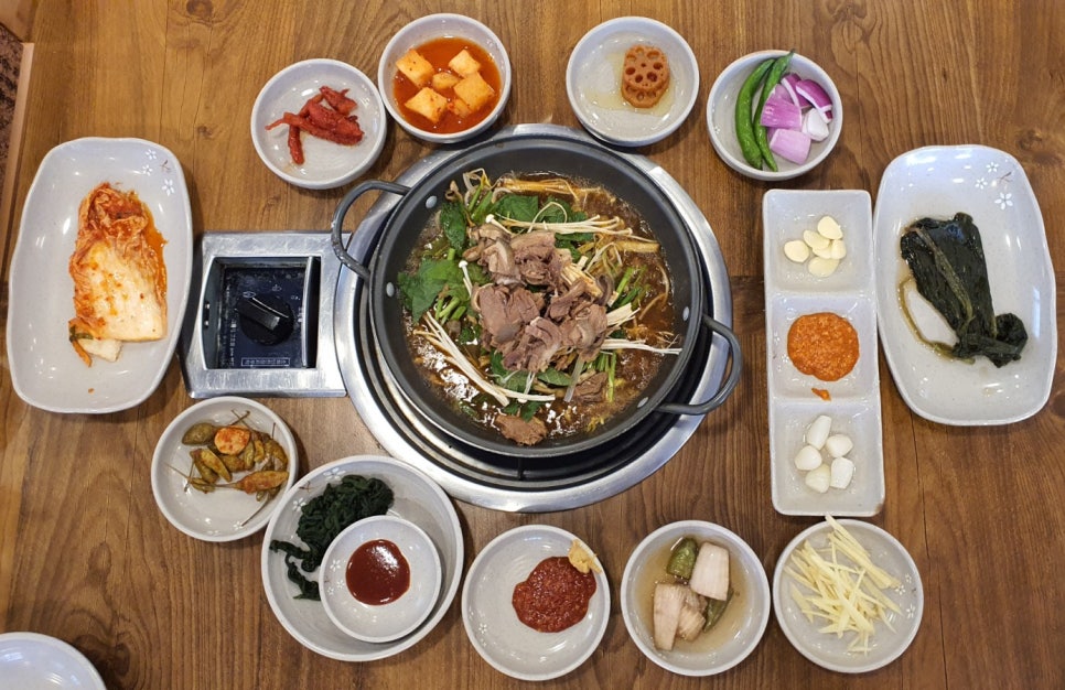 고향집흑염소 이미지