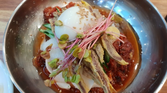 메밀고밀면 이미지