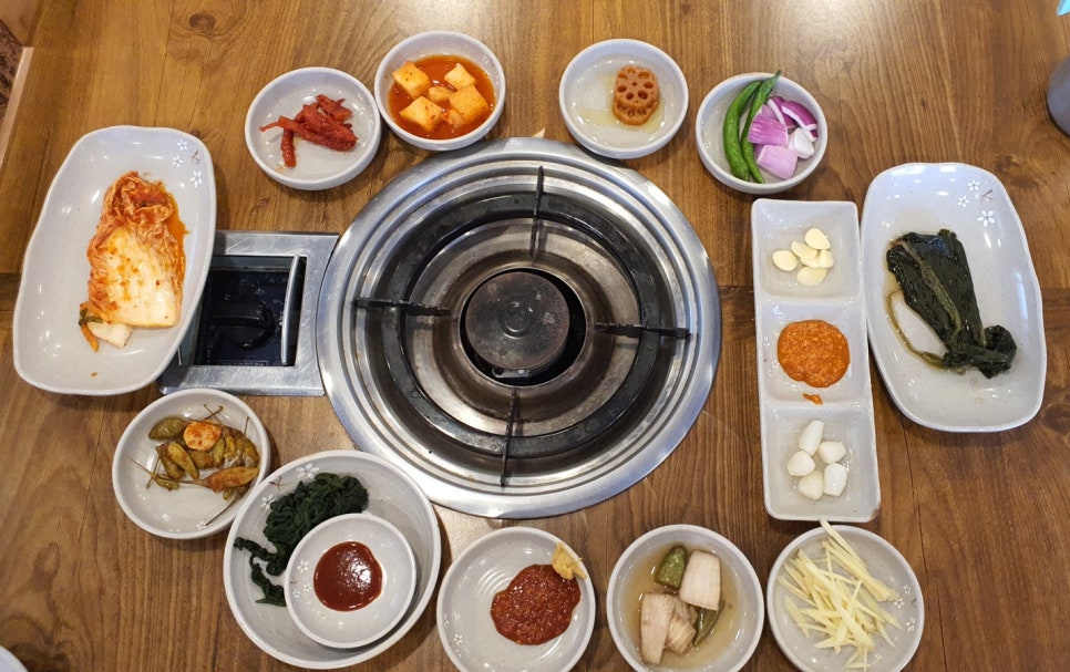 고향집흑염소 이미지
