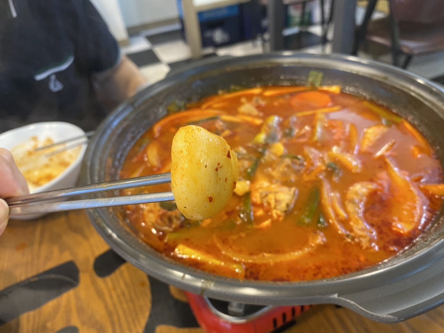 두마리찜닭두찜 이미지
