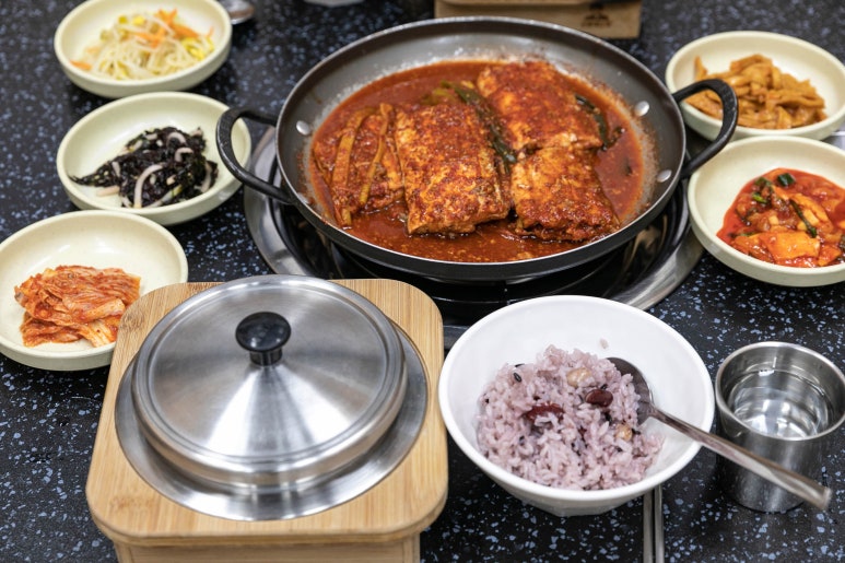 꺼멍도새기 이미지