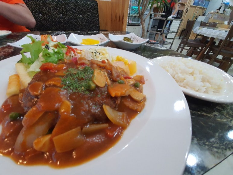 통큰돈까스 이미지