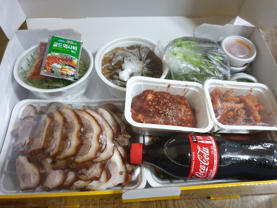 고향족발 이미지