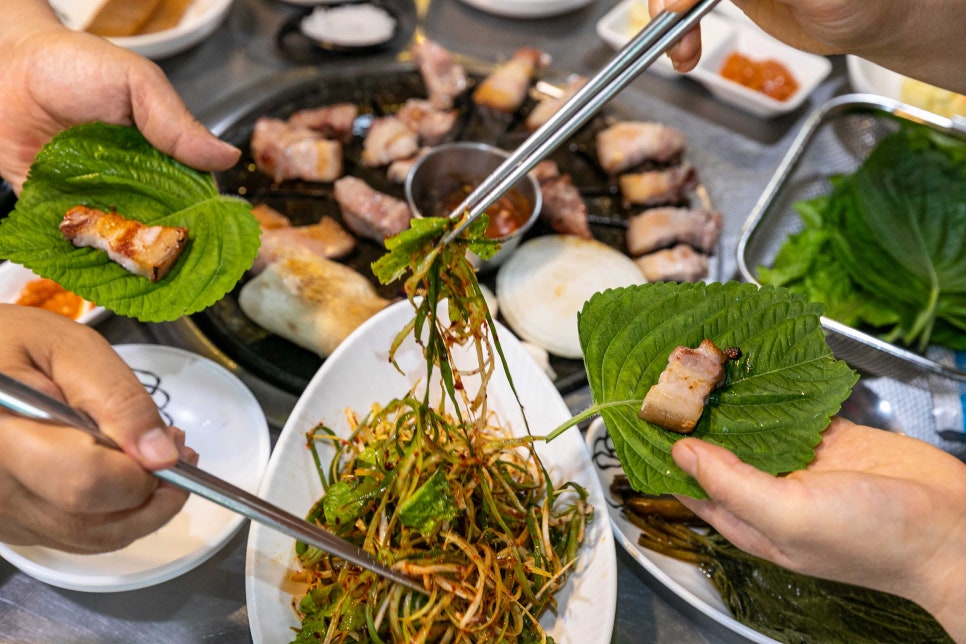 꺼멍연탄구이 이미지