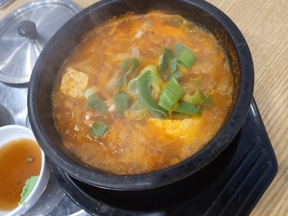 나루터돼지김치찌개 이미지