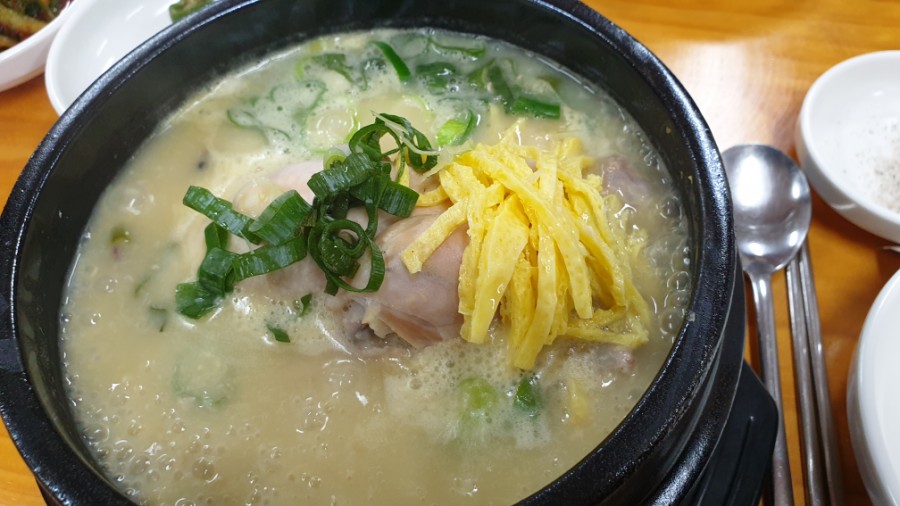 윤희네백숙 이미지