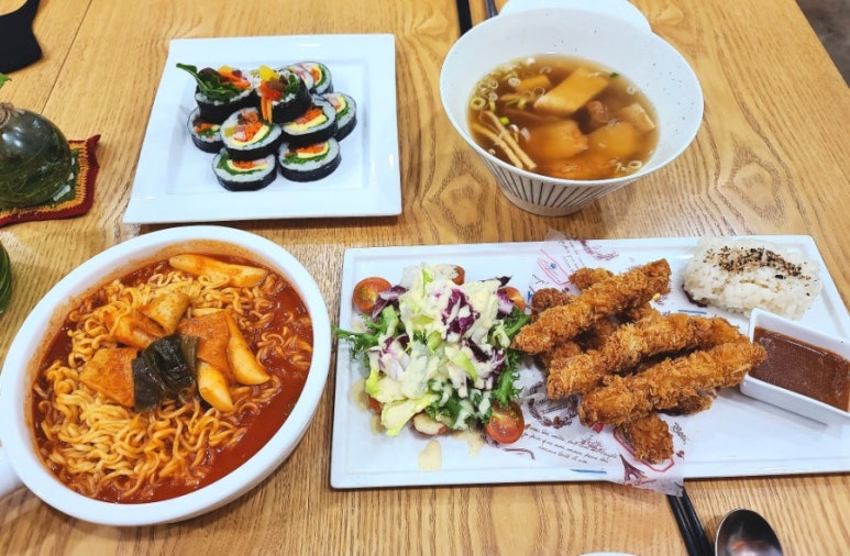 쿡앤맘 이미지