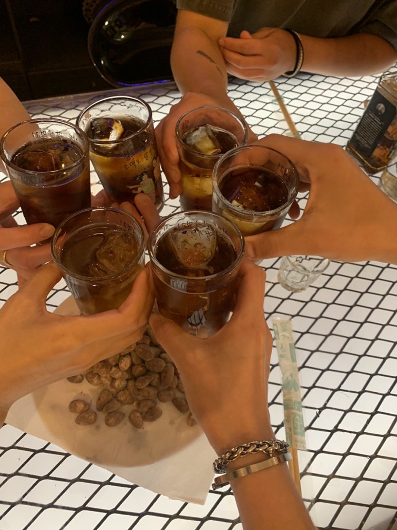 아지트스튜디오 이미지