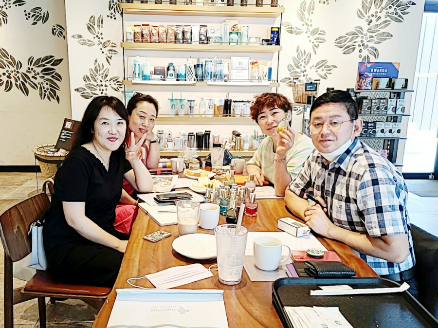 컬러커뮤니케이션즈 이미지