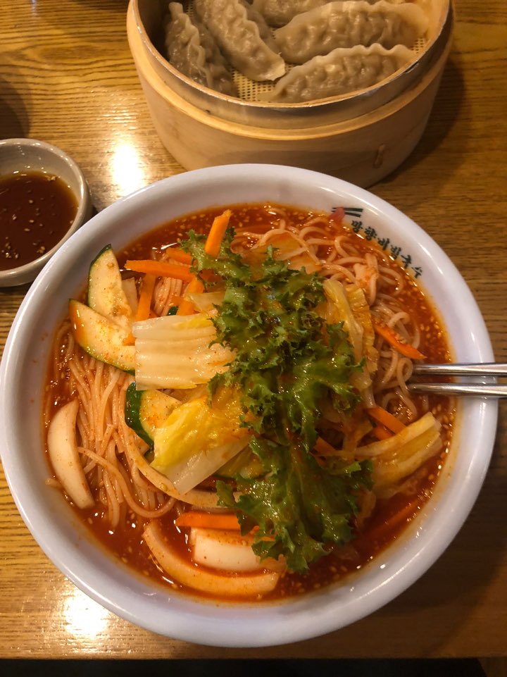 망향비빔국수 이미지