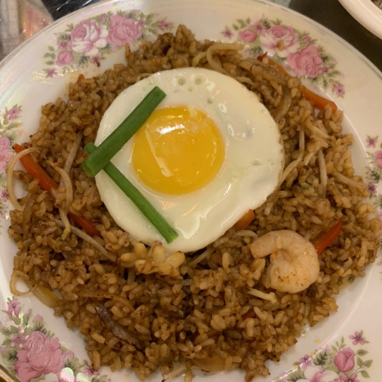 싸와디식당 이미지