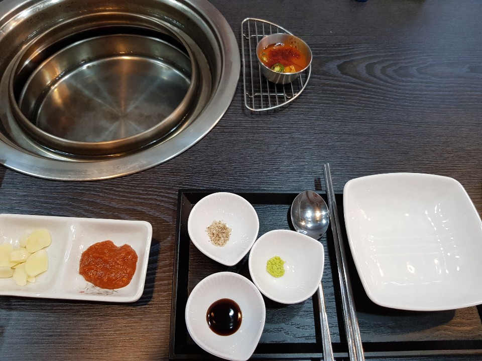 아래땀숯불고기 이미지