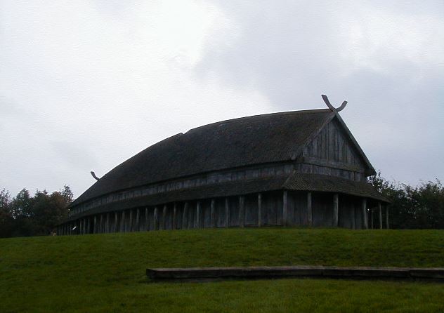 롱하우스(LONGHOUSE) 이미지