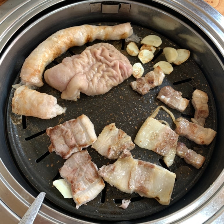 참나무통삼겹막창 이미지