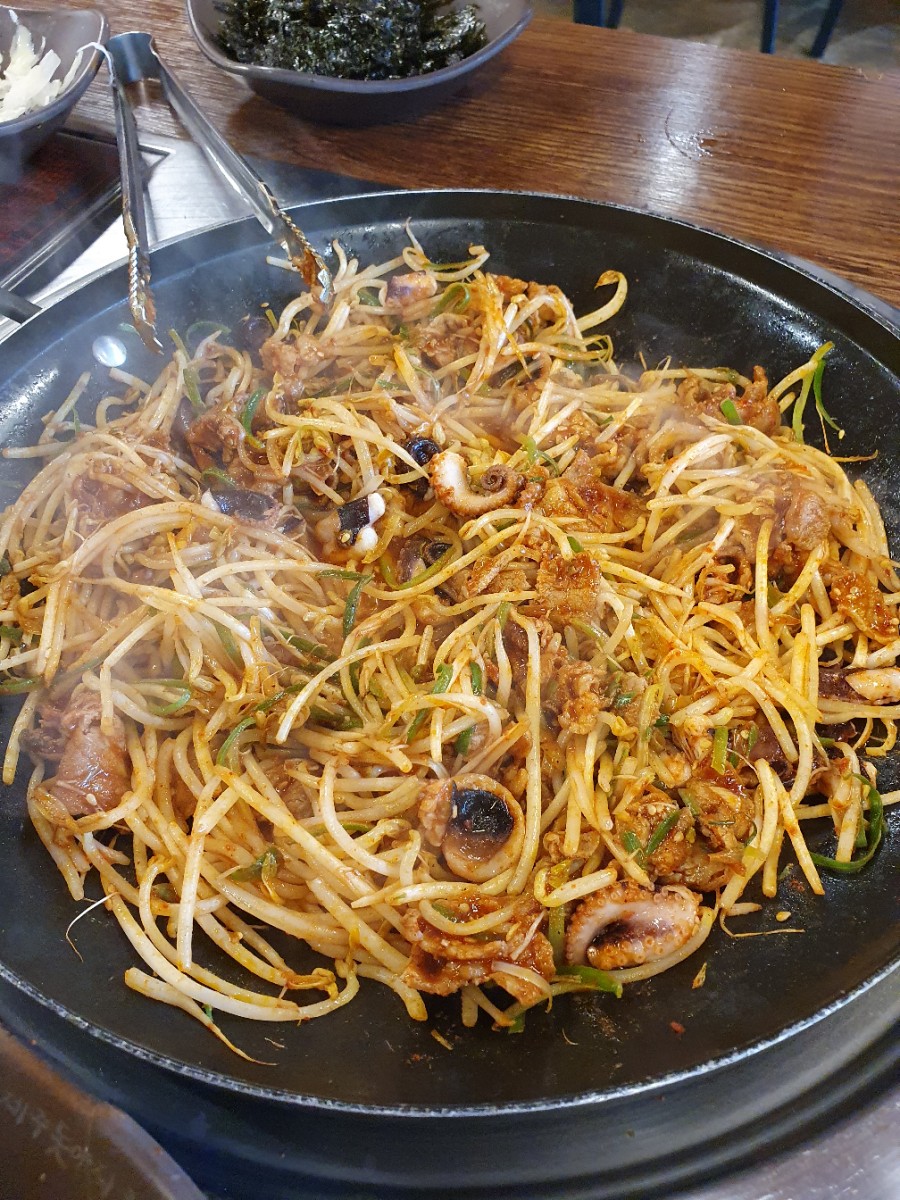 8900이면도야지 이미지