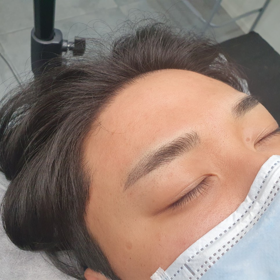 미스터브로우 이미지