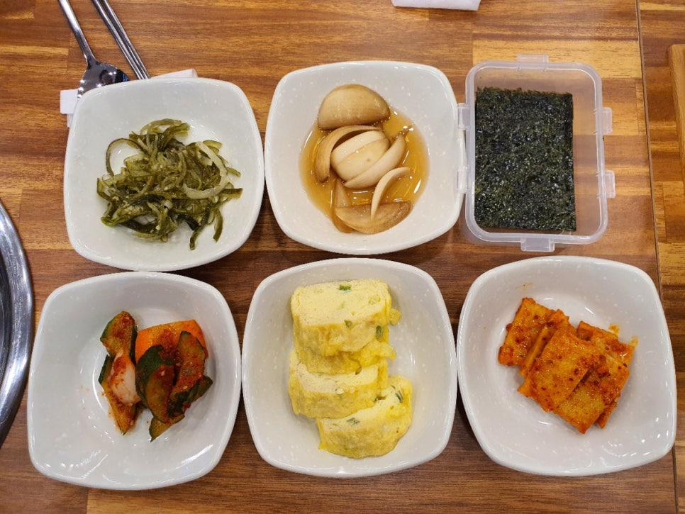 장모묵은지흑돼지찌개 이미지