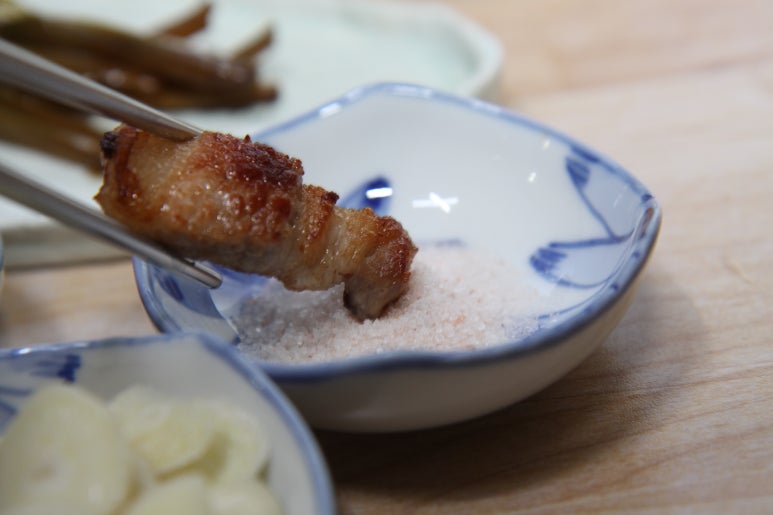 지리산흑돼지복있는농장 이미지