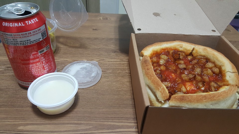 솔시카고피자 이미지
