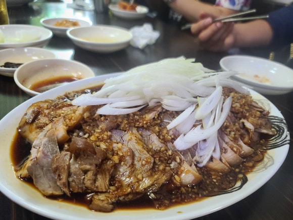 중국전통오향족발 이미지