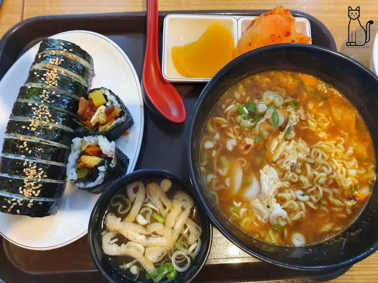 윤수김밥 이미지