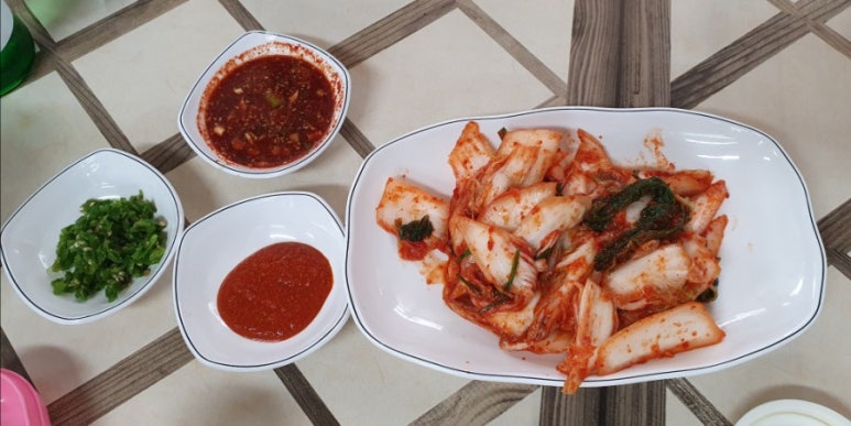 행복실비칼국수 이미지