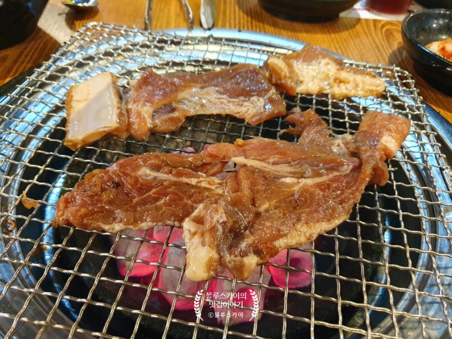 백미무한정갈비 이미지