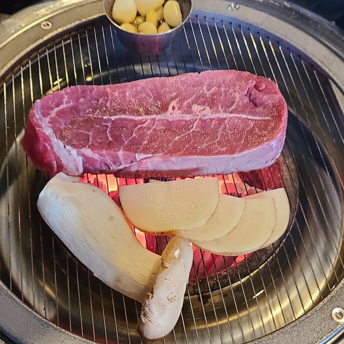 검은소새끼 이미지