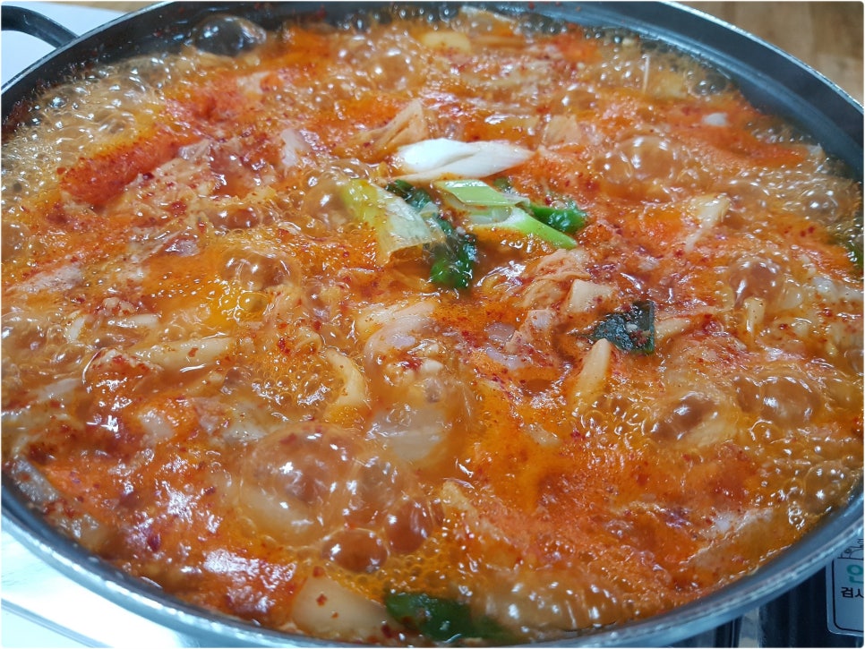 속초곰치국 이미지