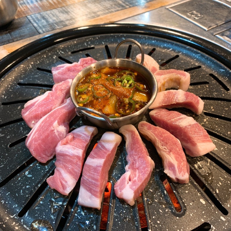 깡통뒷고기 이미지