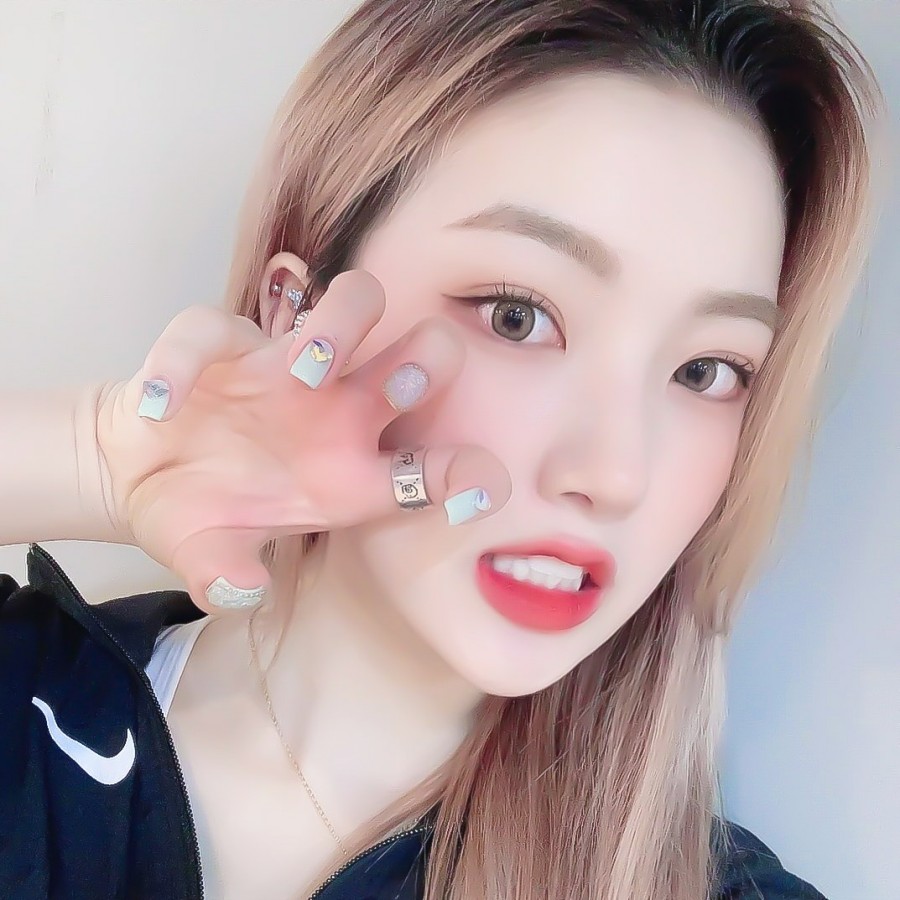 유아이 이미지