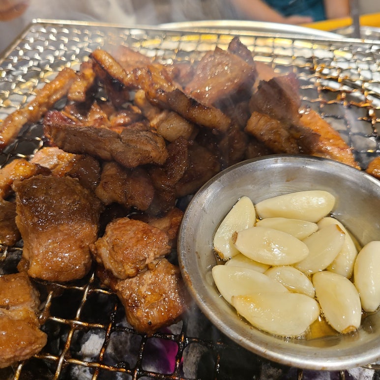 궁전숯불갈비 이미지