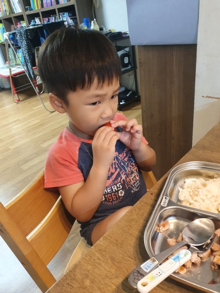 토마토슬라임 이미지