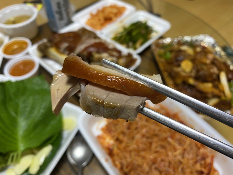 탁이왕족발 이미지