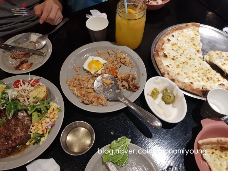 라본테이블&카페 이미지