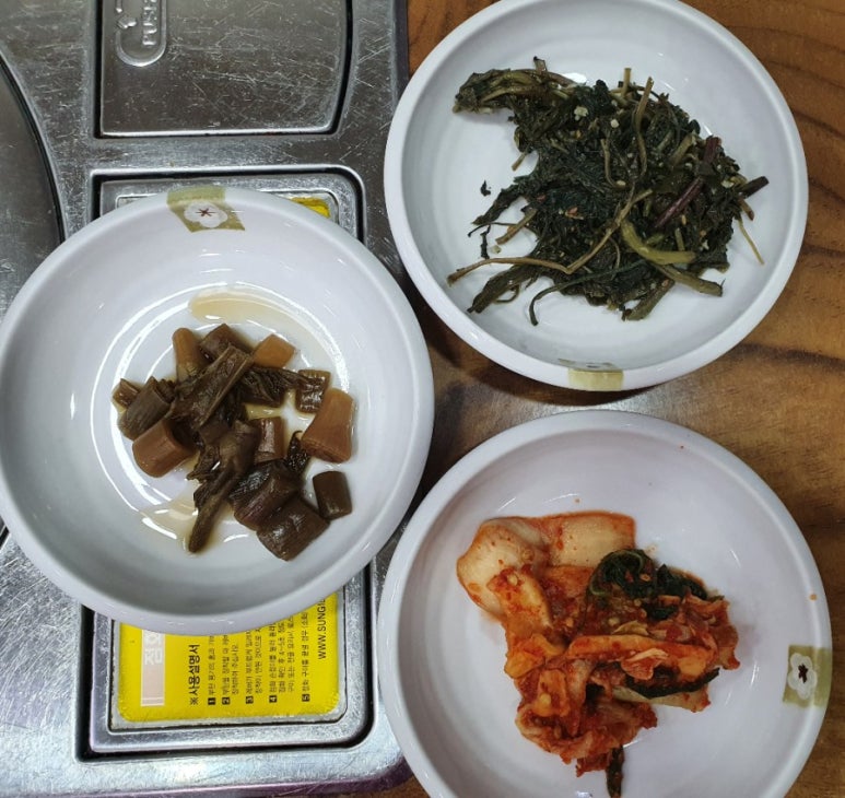 장시돌옻닭 이미지