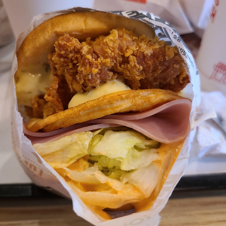 맘스터치천안원마트점 이미지