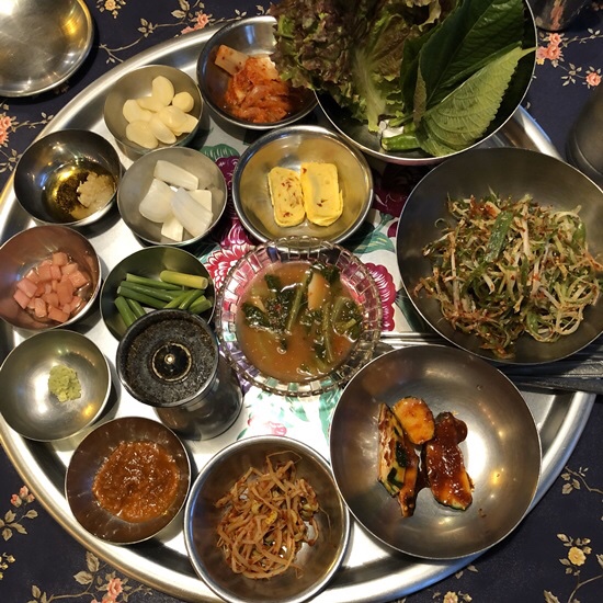 팔구식당 이미지