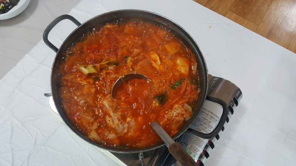 속초곰치국 이미지