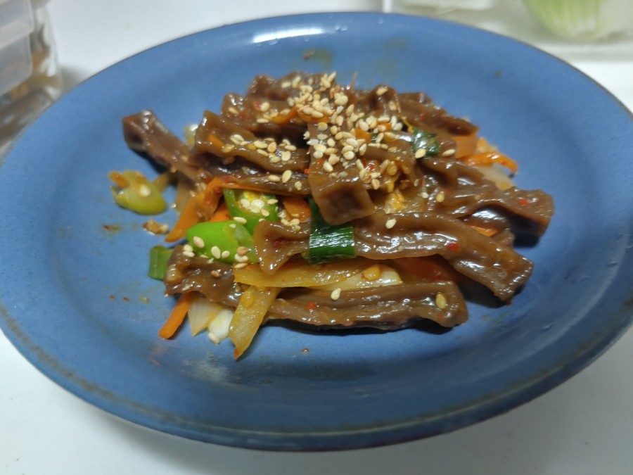 도토리반찬 이미지