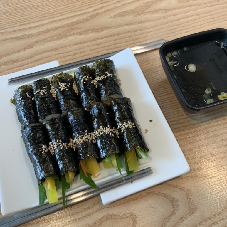 꼬마김밥콤마 이미지