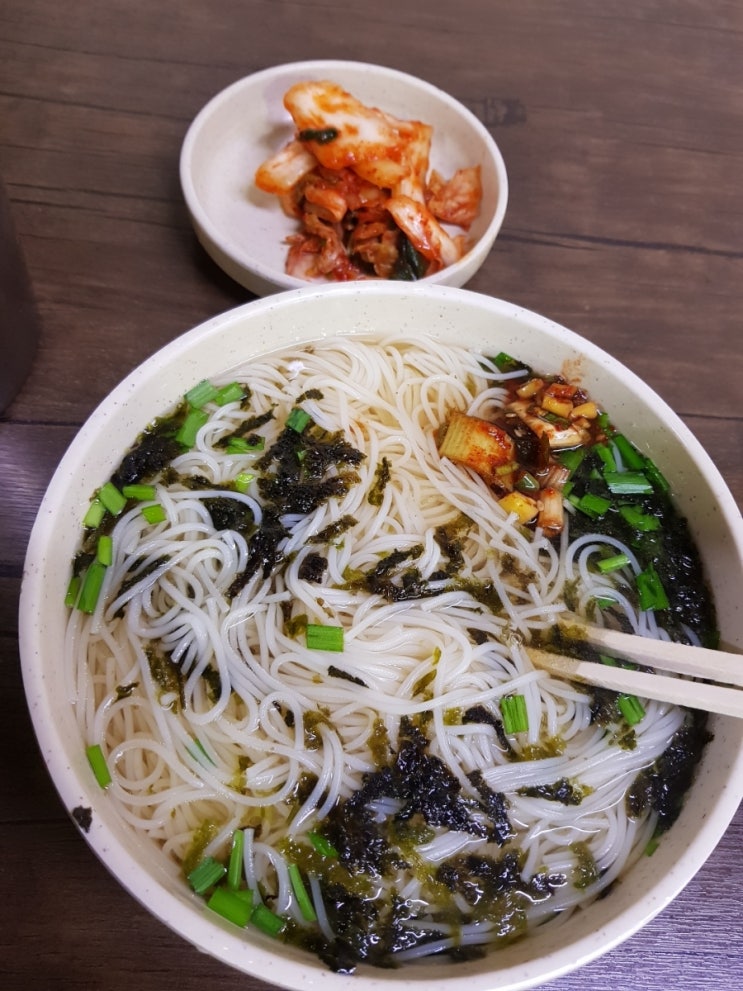 맛나잔치국수 이미지