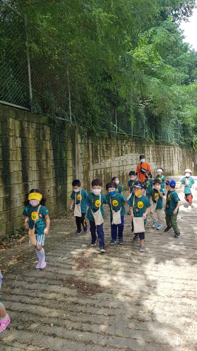 야호학산유아숲체험원 이미지