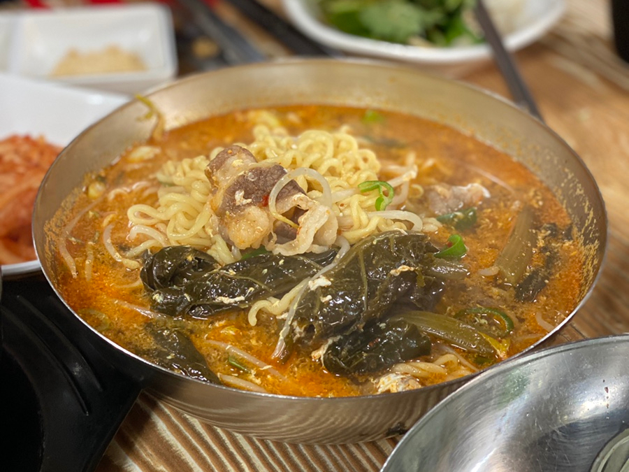 골목뒷고기 이미지