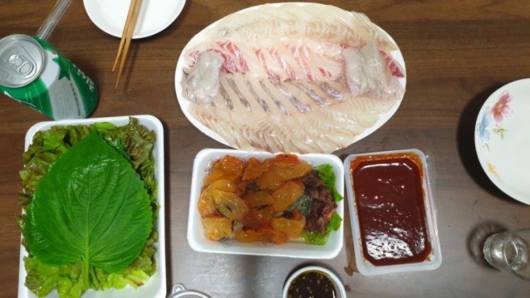 파닥파닥회참치 이미지