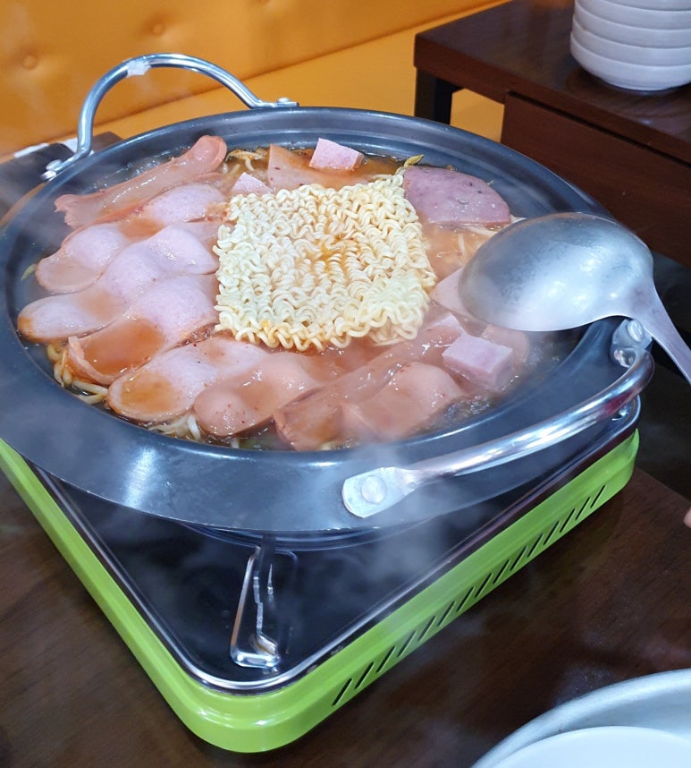 부대찌개VS삼겹살해뜰면 이미지