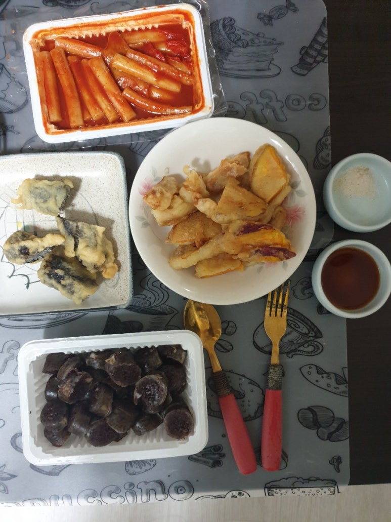 유정튀김 이미지