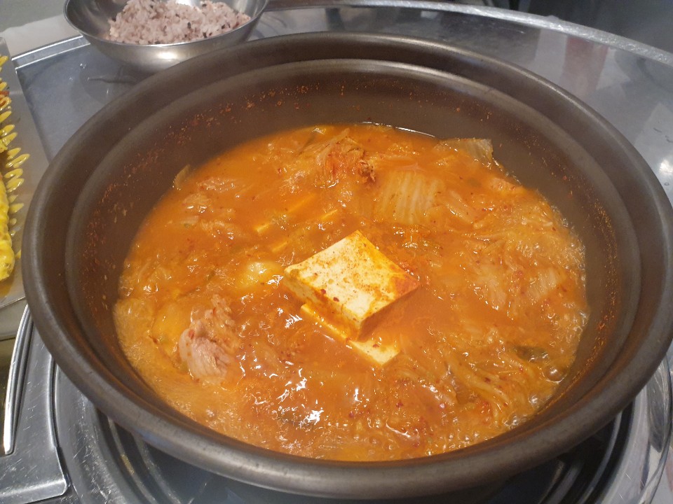 백채김치찌개 송탄쇼핑로점 이미지