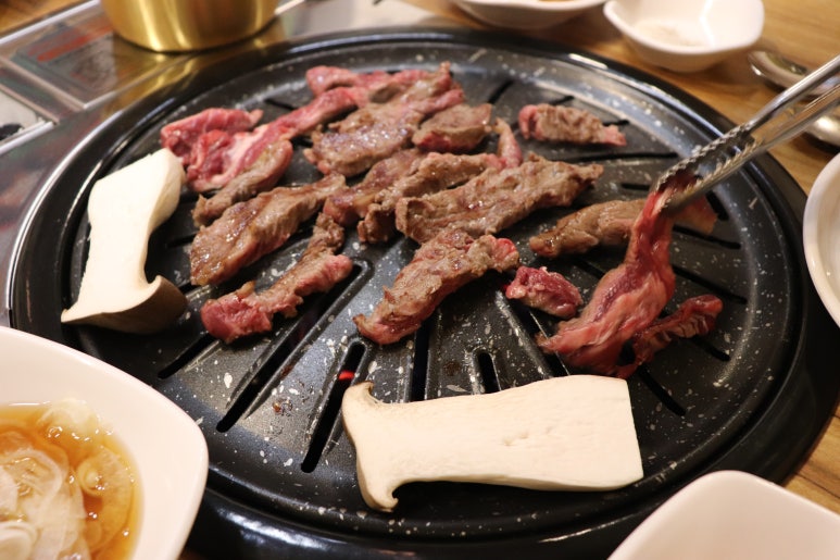 참누렁소 이미지